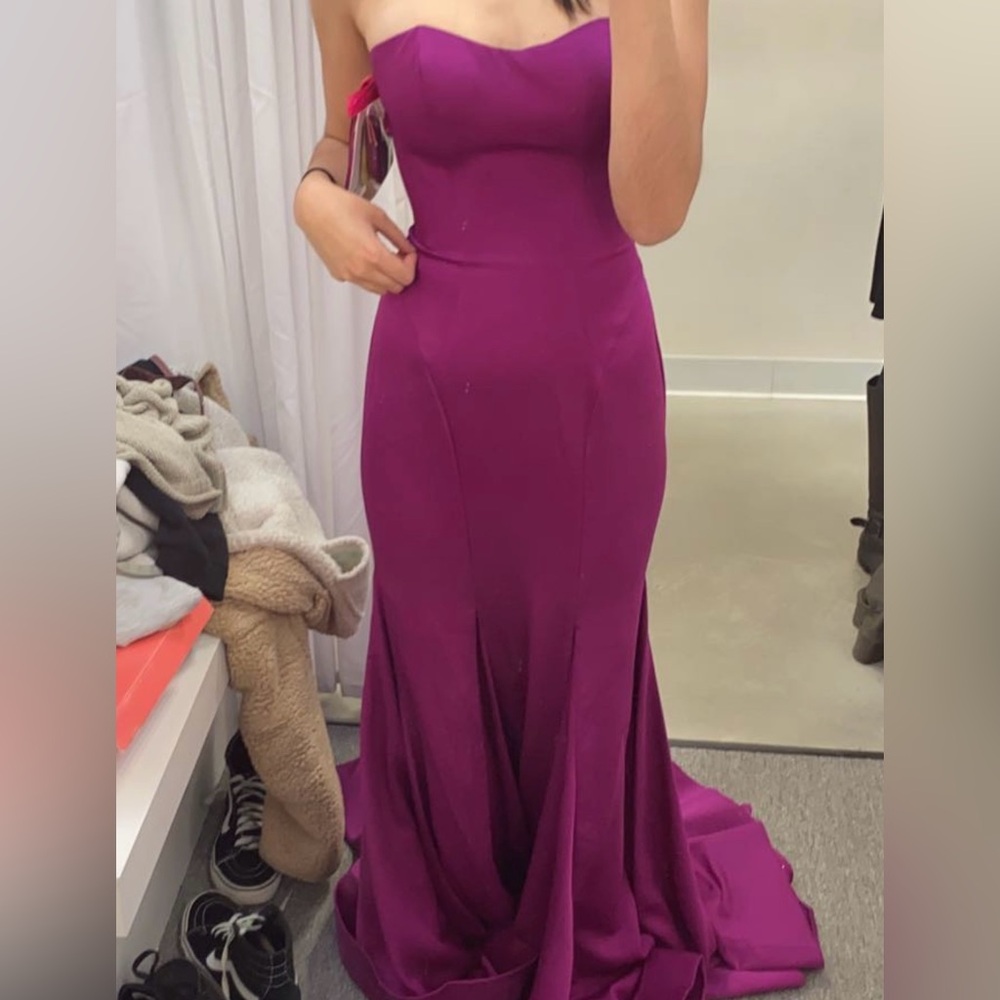 NWT PROM Morilee Madeline Gardner Size 00 Purple Strapless with Long Trail